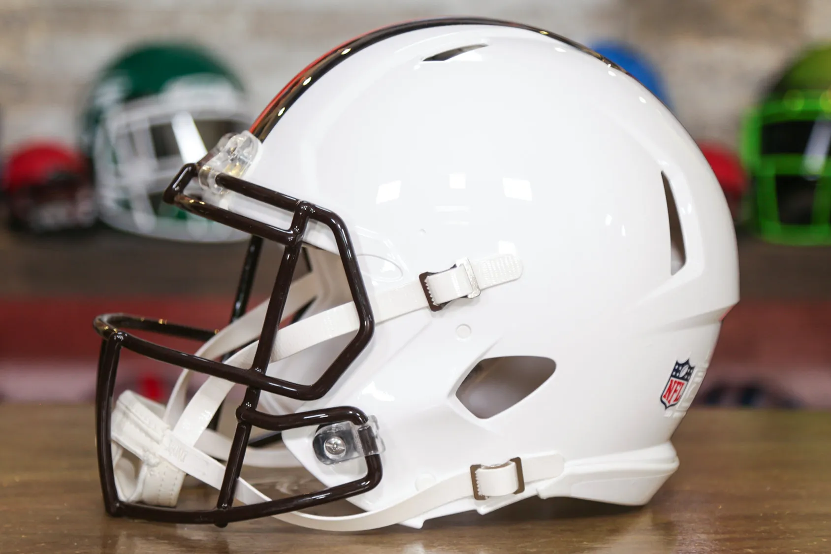 Cleveland Browns Riddell Speed Authentic Helmet - White Alternate