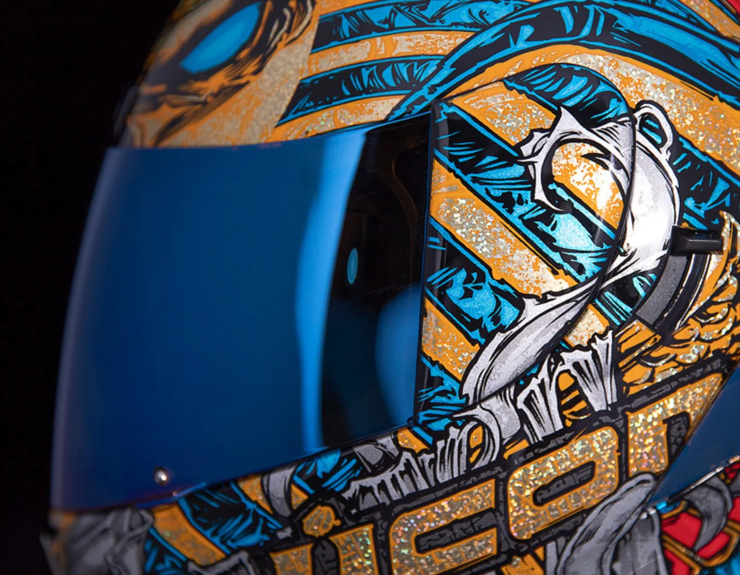Icon Airform Full Face Bluetooth Helmet Airform Pharaoh Gold