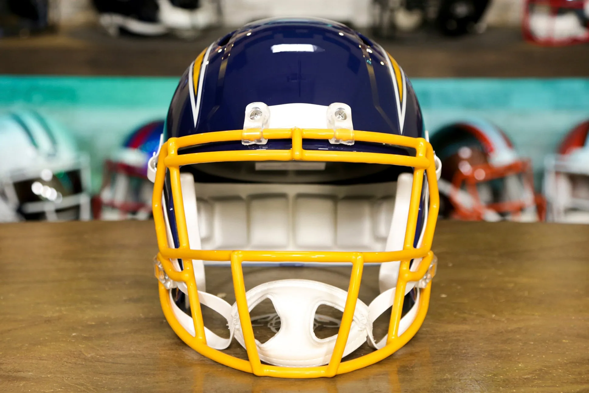Los Angeles Chargers Riddell Speed Display Helmet - 1974-1987 Throwback