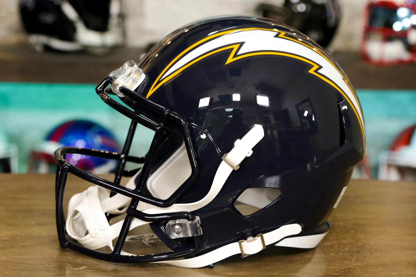 Los Angeles Chargers Riddell Speed Display Helmet - 1988-2006 Throwback