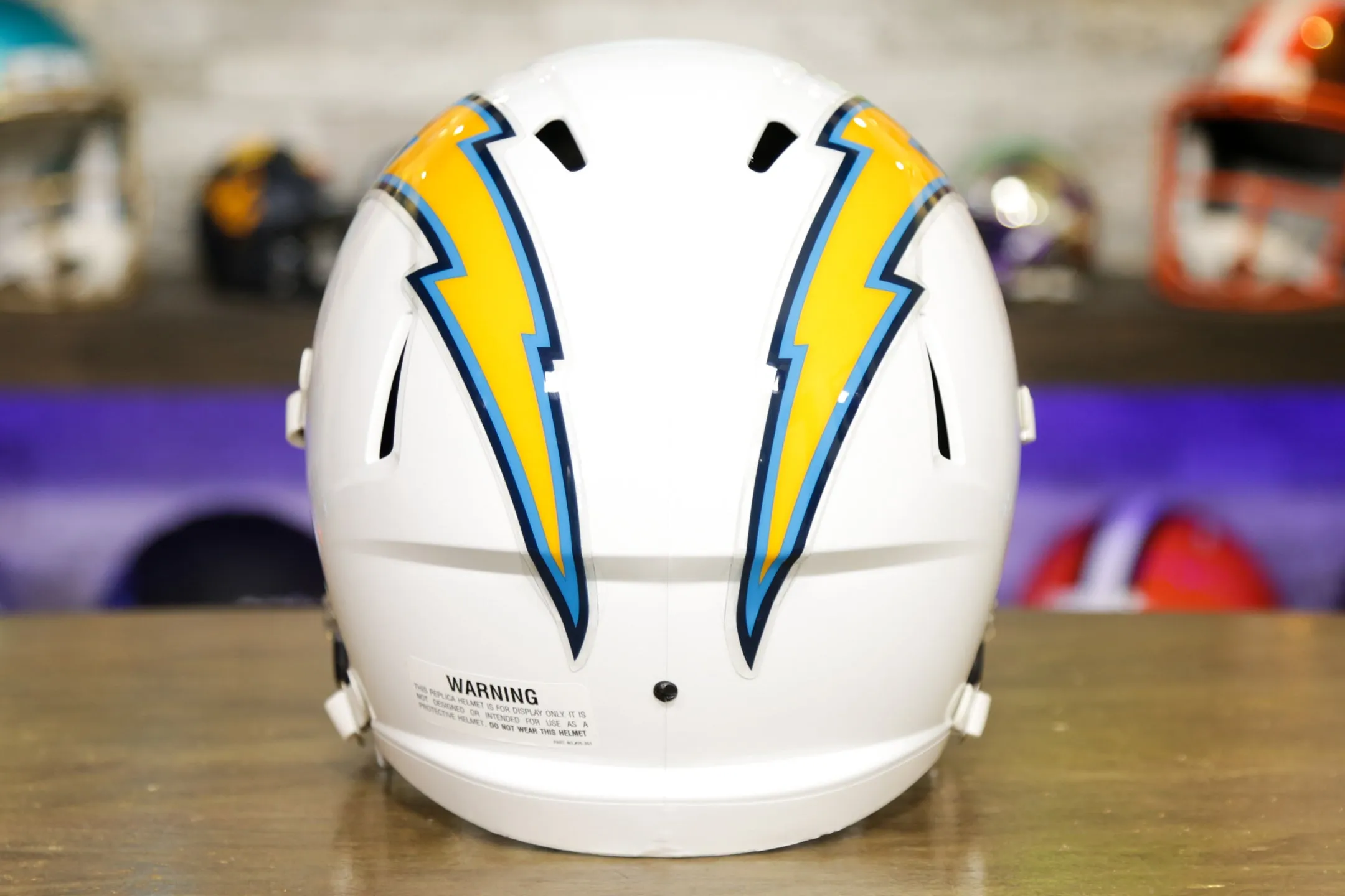 Los Angeles Chargers Riddell Speed Display Helmet - 2007-2019 Throwback