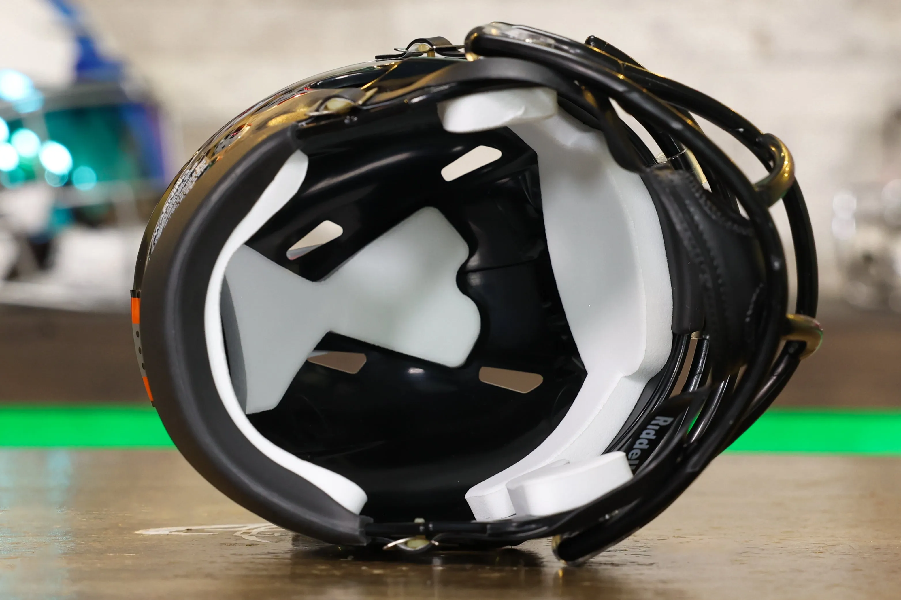 Miami Hurricanes Riddell Speed Mini Helmet - Gloss Black