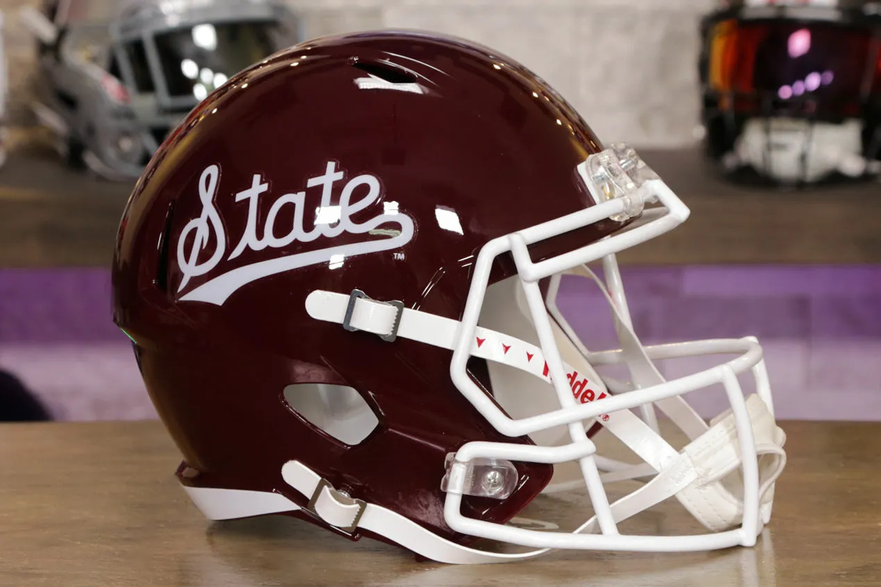Mississippi State Bulldogs - Riddell Speed Display Helmet - Script