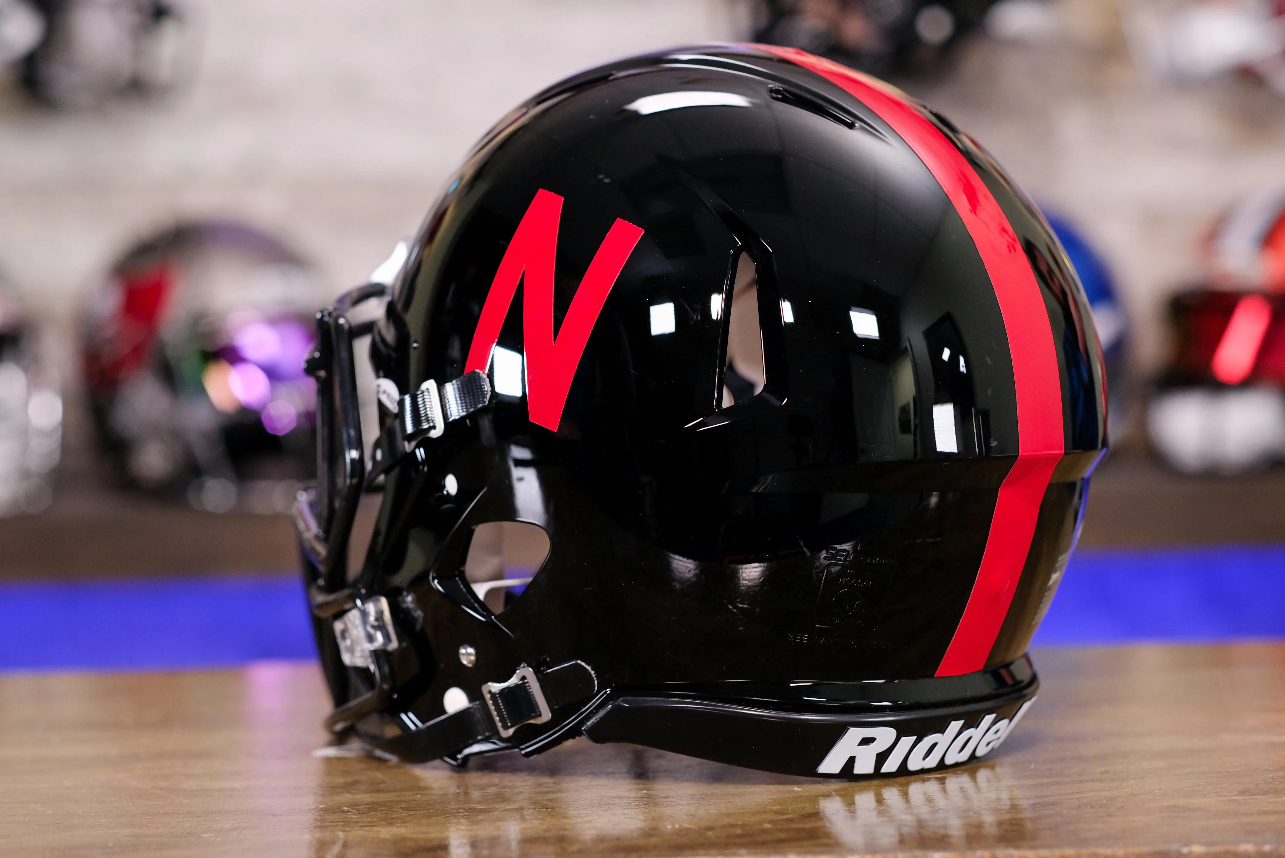 Nebraska Cornhuskers Riddell Speed Authentic Helmet - Black