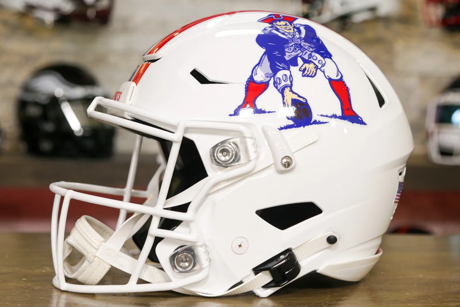 New England Patriots Riddell SpeedFlex Helmet - 1982-1989 Throwback