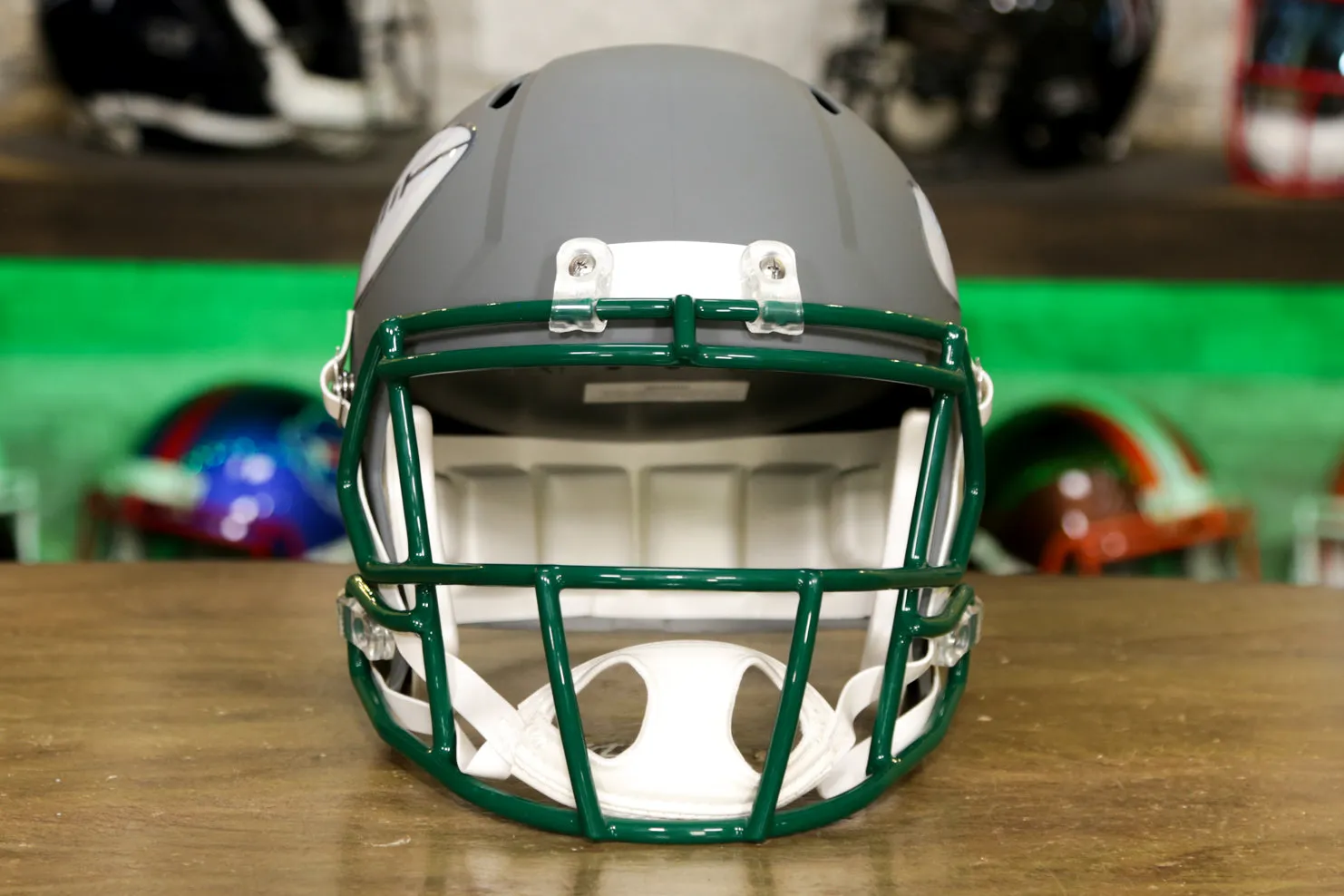 New York Jets Riddell Speed Display Helmet - AMP - OPEN BOX