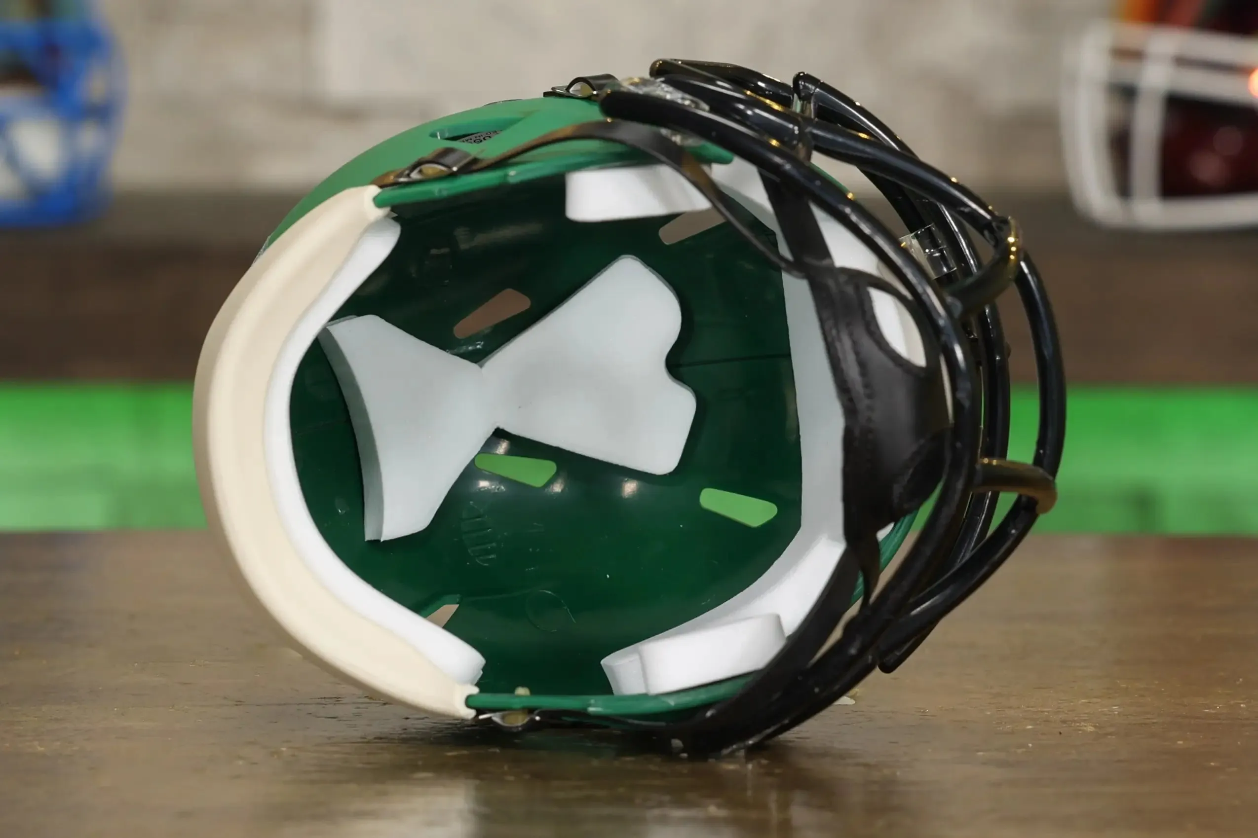 North Dakota Fighting Sioux Riddell Speed Mini Helmet - Flat Green