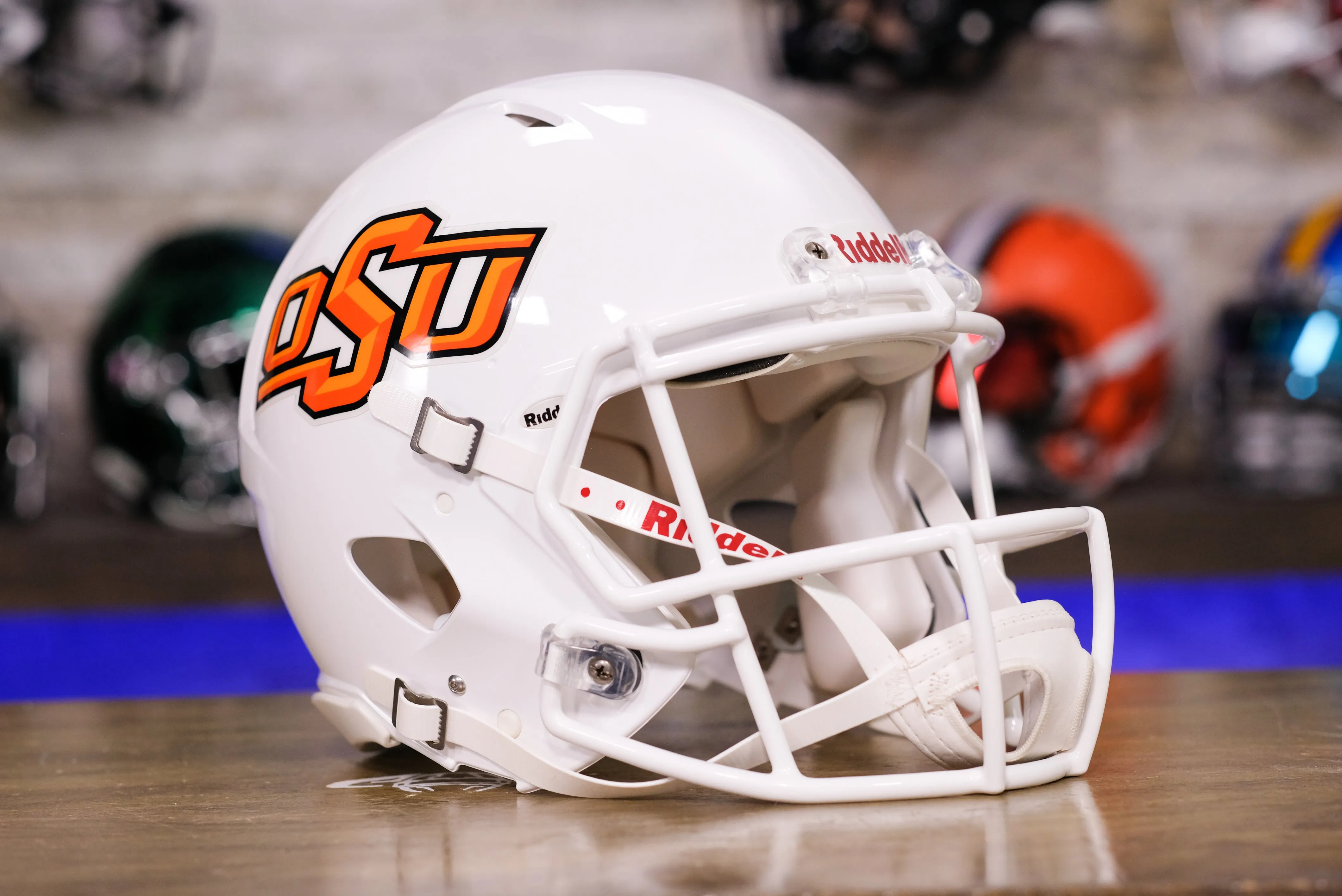 Oklahoma State Cowboys Riddell Speed Authentic Helmet