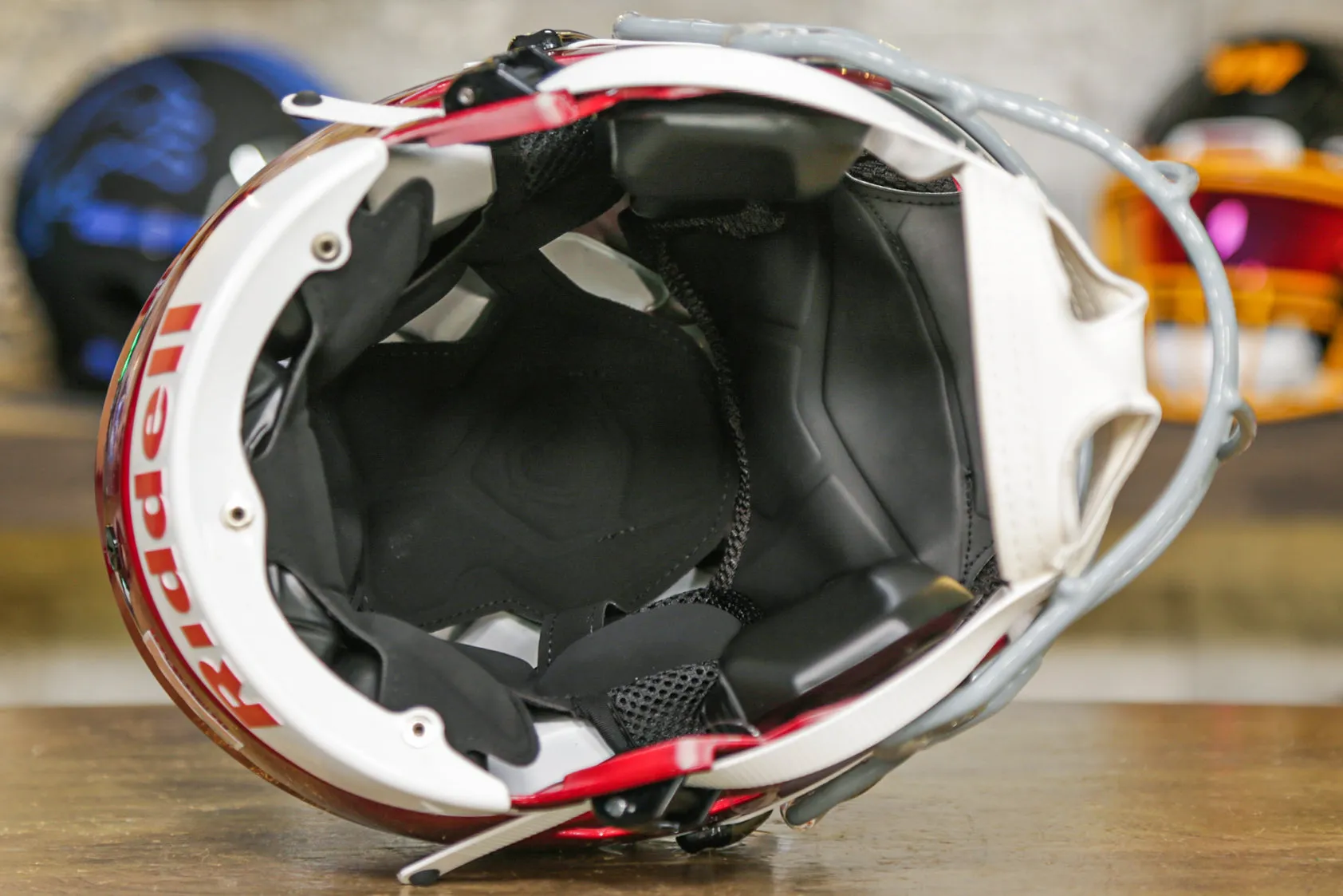 USC Trojans Riddell SpeedFlex Helmet