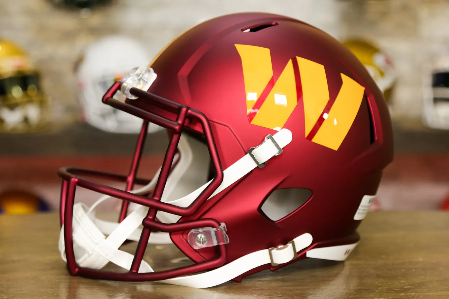 Washington Commanders Riddell Speed Display Helmet